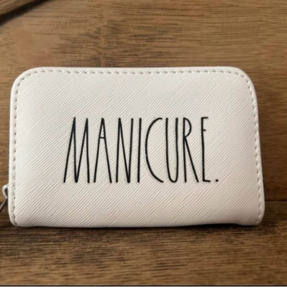 Rae Dunn 5-piece Manicure
Set
